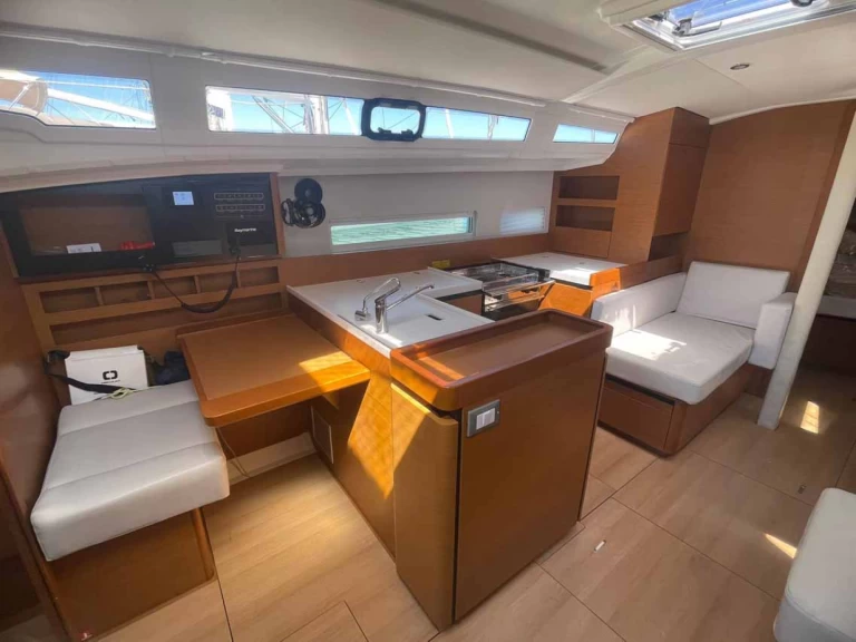 Jeanneau Sun Odyssey 410 charter bareboat or captained in  Golfo Aranci
