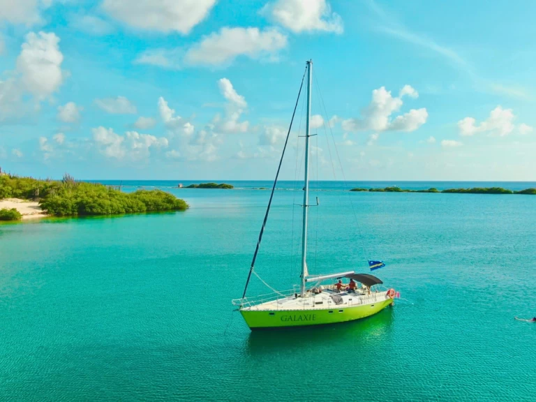 Boat rental Kirie Feeling 486 in Willemstad on Samboat