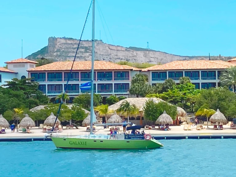 Sailboat rental with or without captain Kirie Willemstad