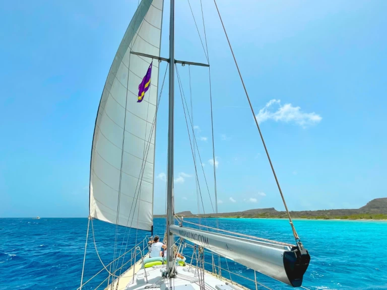 Bareboat Rental Sailboat Kirie with a boat licence