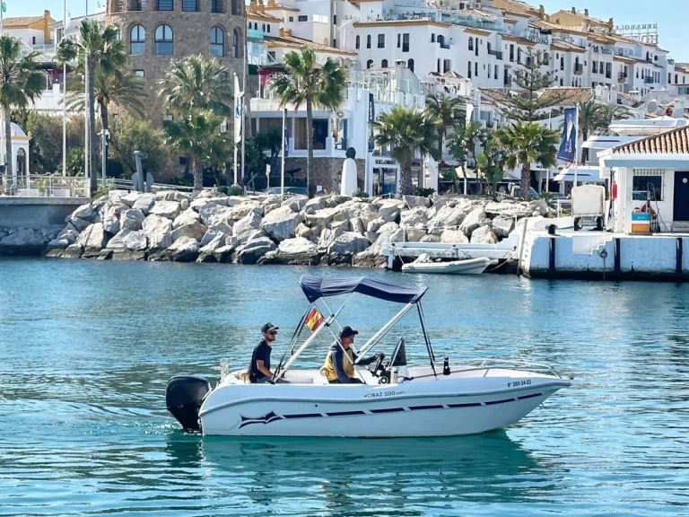 Boat rental voraz 500 in Puerto Deportivo de Lujo en Marbella on Samboat