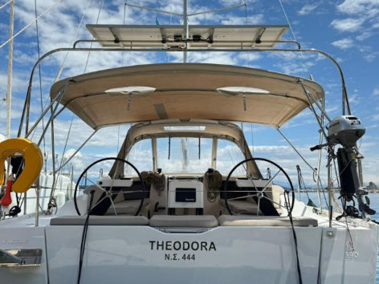 Rent a Dufour Dufour 390 Préveza