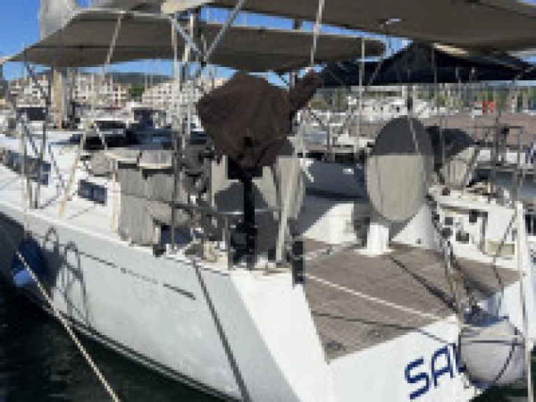 Bareboat Rental Sailboat Grand Soleil with a boat licence