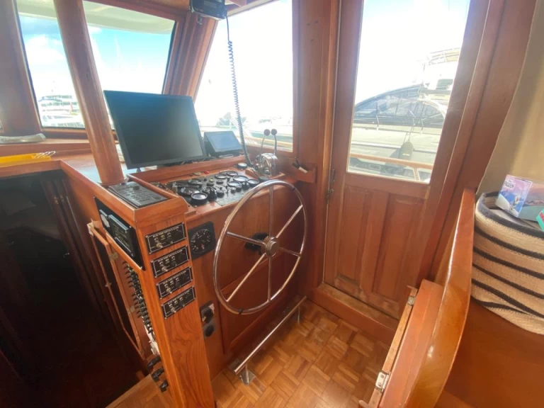 Yacht charter Palermo cheap europa 40