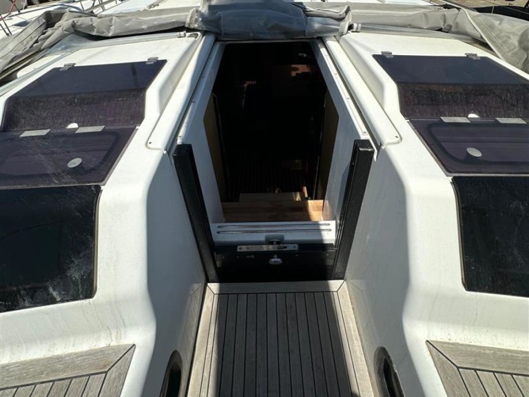 Sailboat rental with or without captain Hanse Lávrio