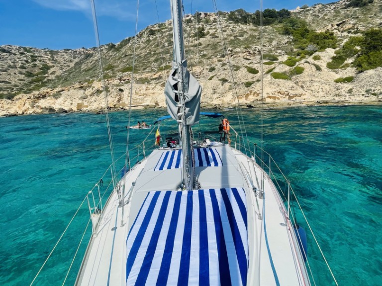 Sailboat rental in Palma de Mallorca - Bénéteau Oceanis 473