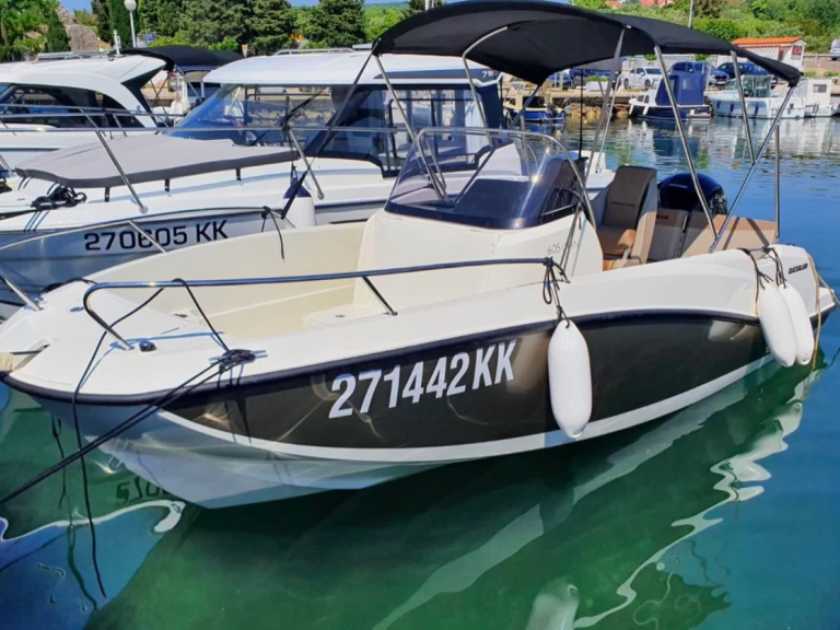 Motorboat rental with or without captain Quicksilver Empuriabrava