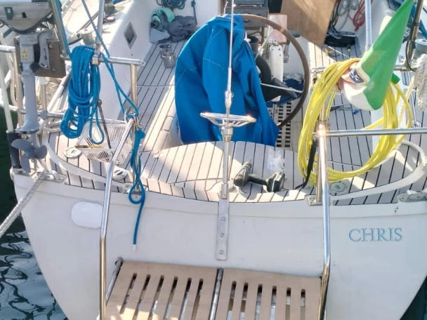 Sailboat rental with or without captain Jeanneau Rome (City)