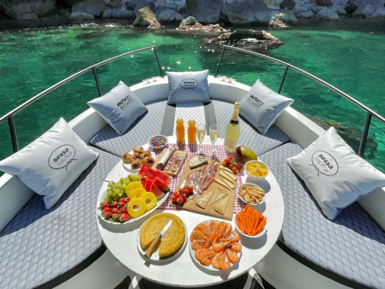 Boat rental Sessa Marine Key Largo in Dénia on Samboat