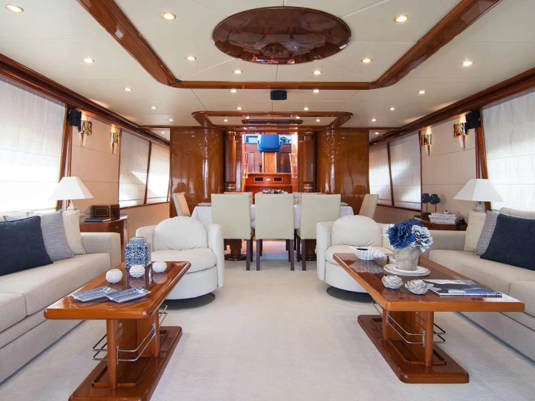 Luxury Yacht for rent Athens at the best price
