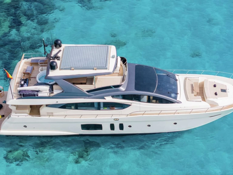 Bareboat Rental Luxury Yacht Astondoa with a boat licence