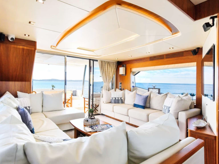 Sunseeker GRACE XI in Athens on SamBoat