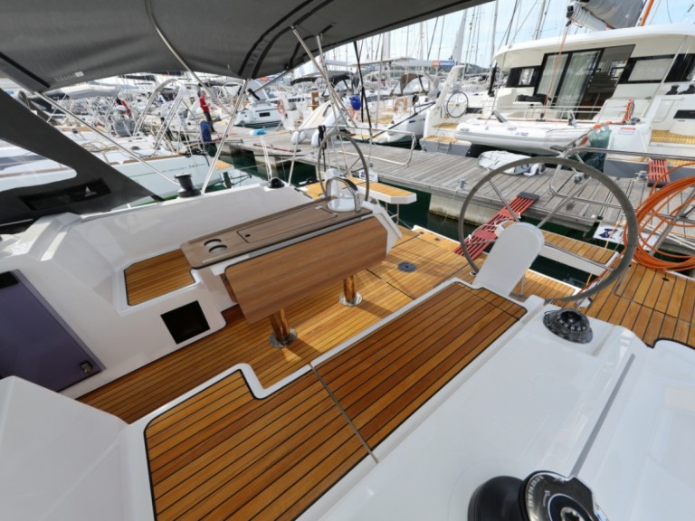 Sailboat rental with or without captain Bavaria Pirovac