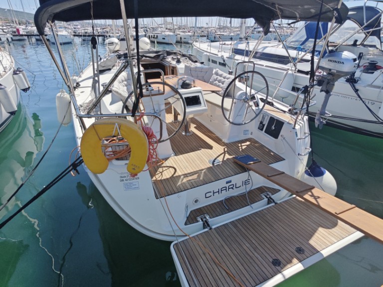 Rent a Bavaria Cruiser 34 Punat