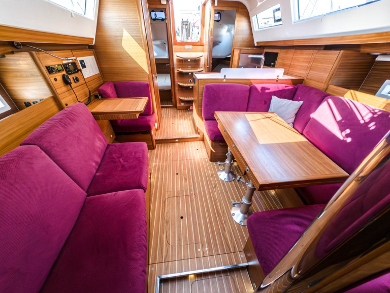 Rent a Elan Impression 40.1 Punat