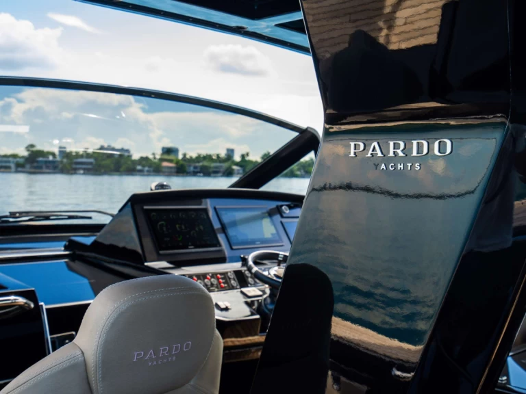 Rent a Pardo Yachts FULL POP Miami