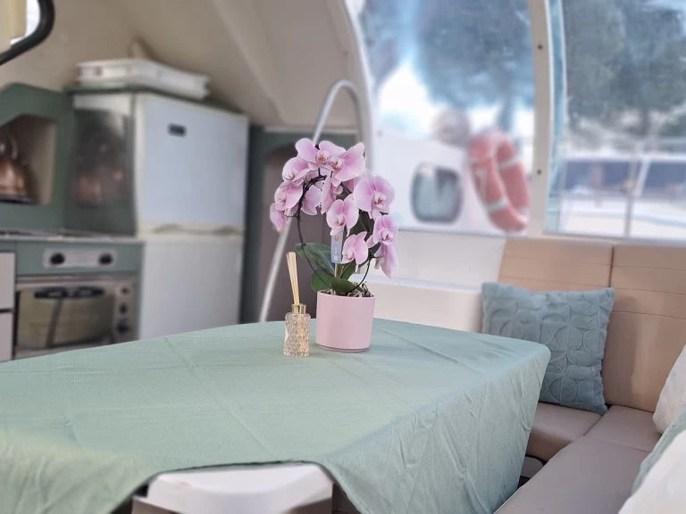 Houseboat rental with or without captain Nicols Castelnaudary