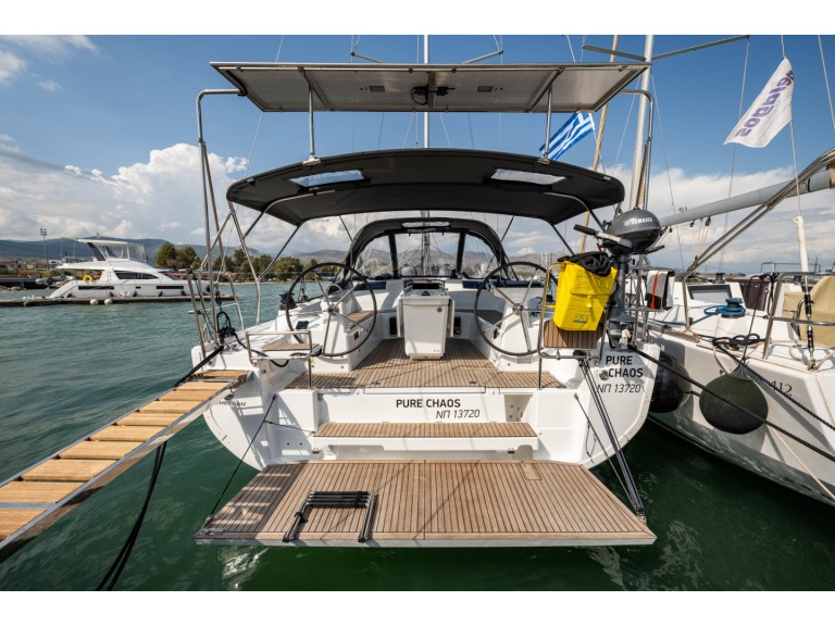 Sailboat rental with or without captain Bénéteau Néa Péramos