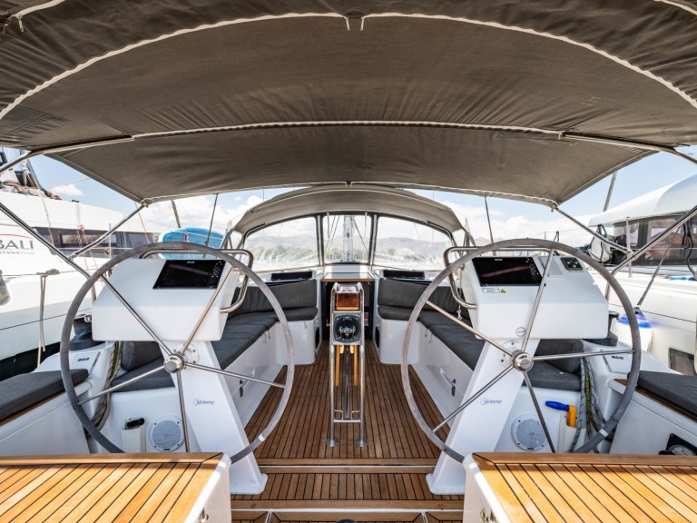 Hanse Hanse 455 charter bareboat or captained in  Lefkáda