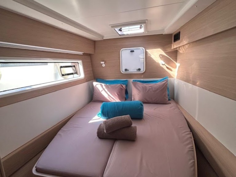 Rent a Lagoon Lagoon 43 Athens