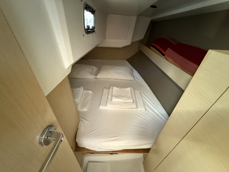 Sailboat for rent Sukošan at the best price