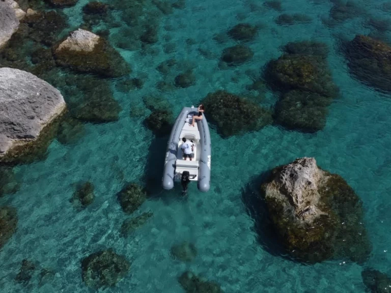 RIB rental in Villasimius - Bwa California 550