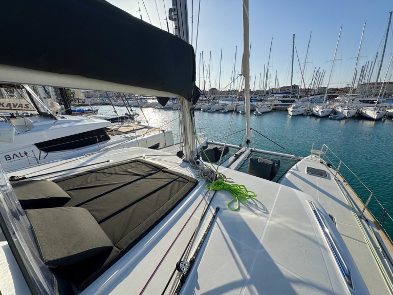 Catamaran rental with or without captain Lagoon Lefkáda
