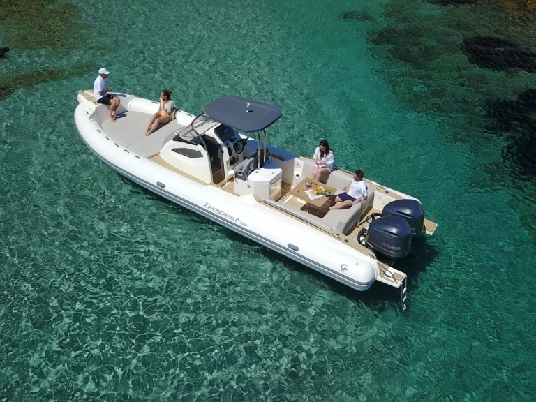 Bareboat Rental RIB Capelli with a boat licence