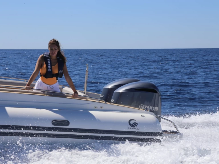 RIB for rent Marine de Sant'Ambrogio at the best price