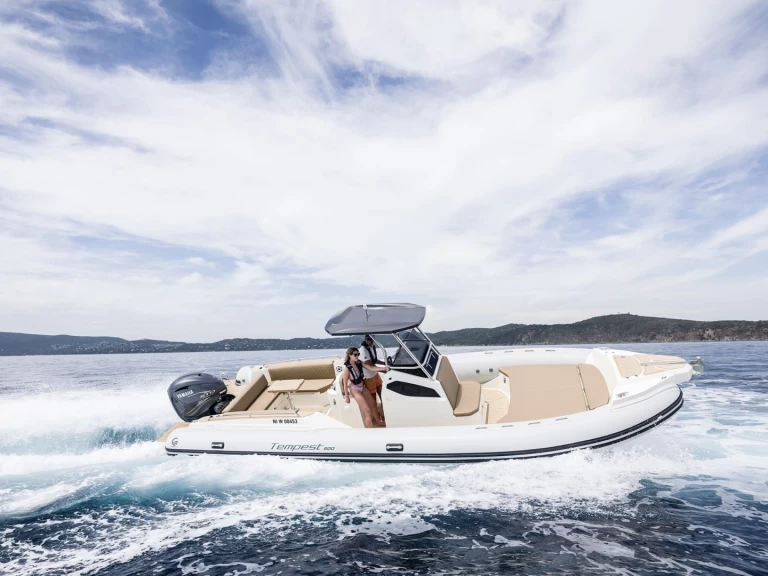 Rent a Capelli 900 sun Marine de Sant'Ambrogio