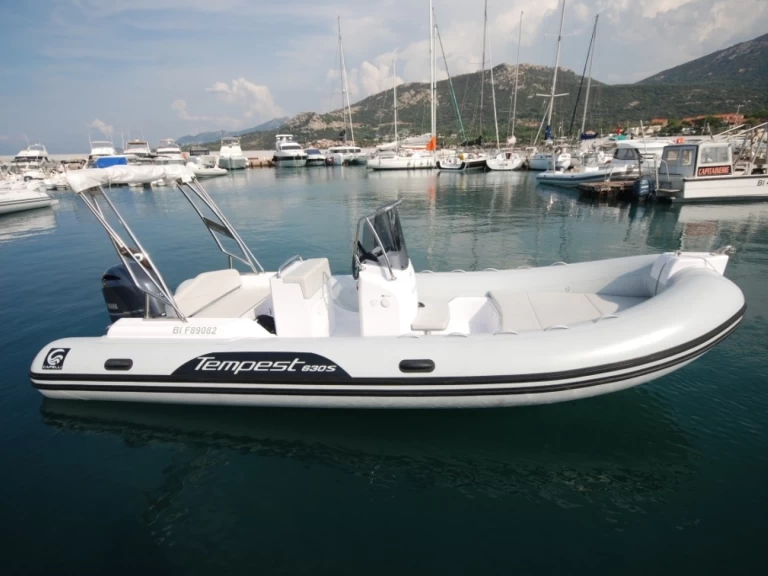 Yacht charter Marine de Sant'Ambrogio cheap TEMPEST 630 S