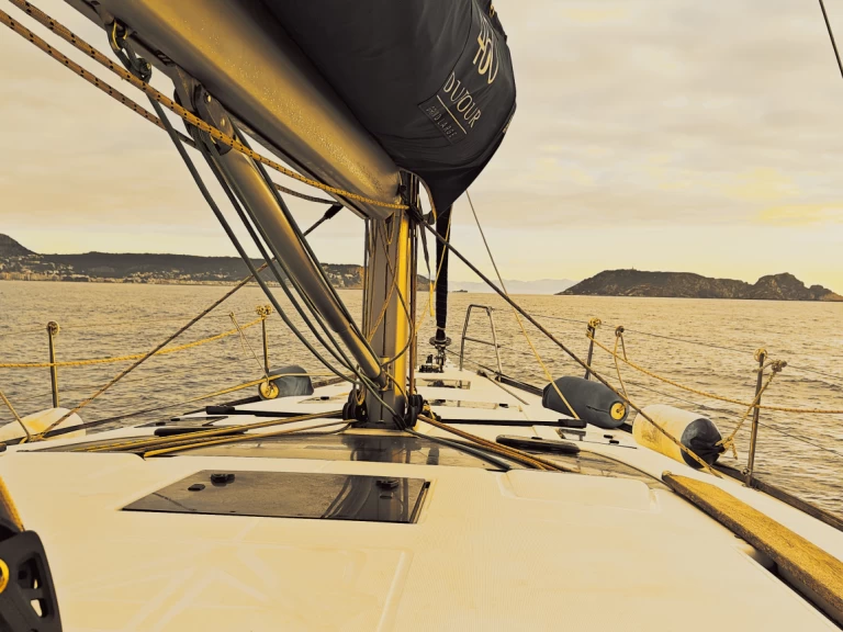 Bareboat Rental Sailboat Dufour with a boat licence