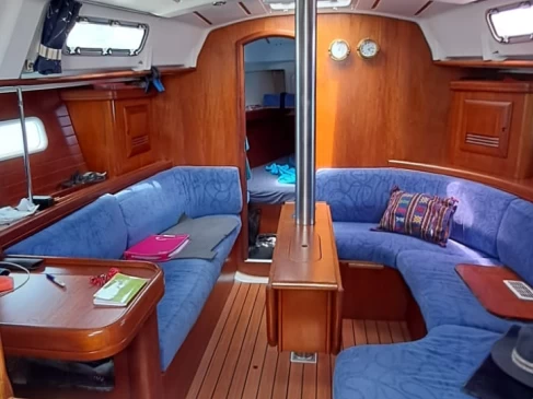 Yacht charter Póros (City) cheap Oceanis 361