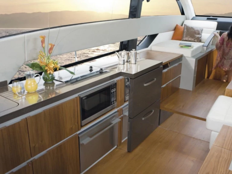 Fairline Targa 50 Gran Turismo charter bareboat or captained in  Culebra