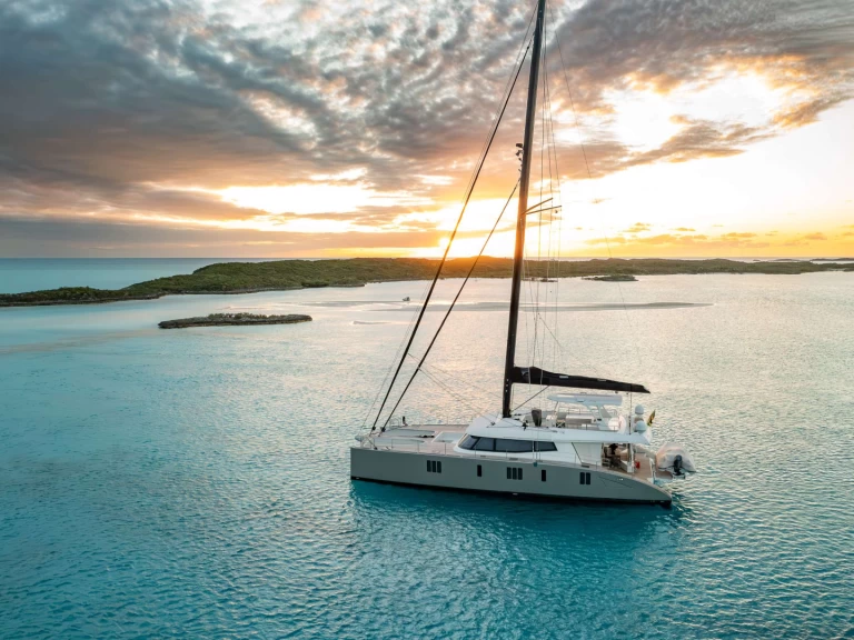 Luxury Yacht for rent Exuma District at the best price