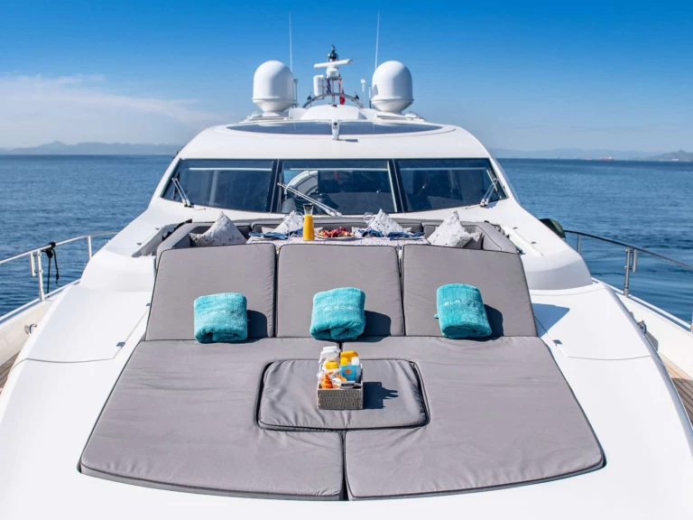 Luxury Yacht for rent Athens at the best price