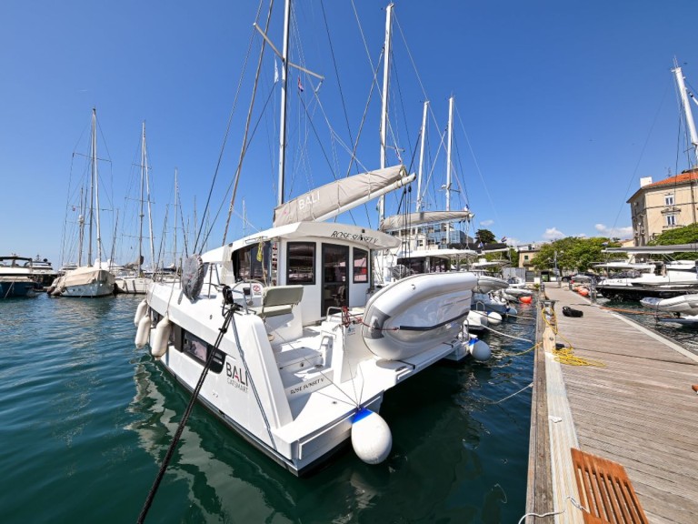 Yacht charter Zadar cheap Bali Catsmart