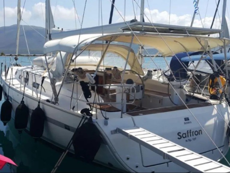 Bavaria Cruiser 45 in Lefkáda on SamBoat