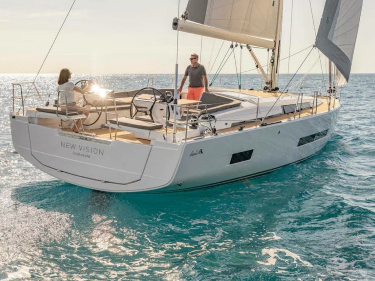 Yacht charter Lávrio cheap Hanse 460