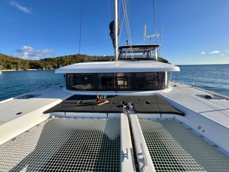 Luxury Yacht for rent Saint Martin at the best price