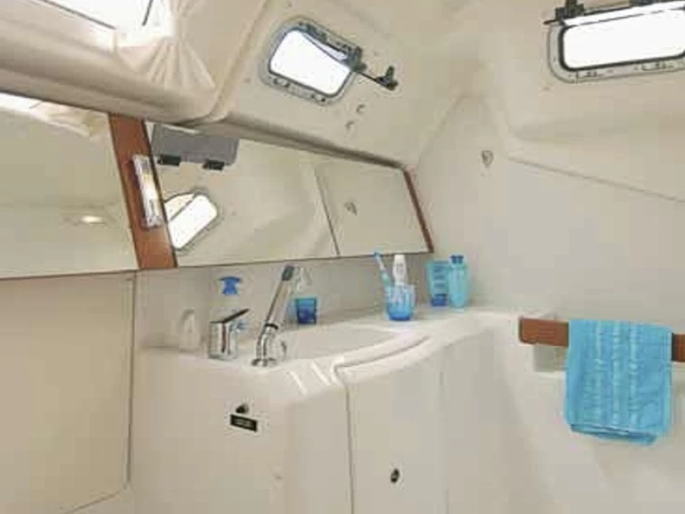 Rent a Bénéteau Oceanis 34 Grossenbrode