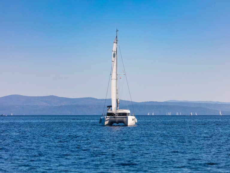 Catamaran rental in Kaštela - Lagoon Lagoon 40