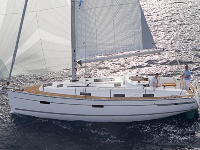 Bavaria Bavaria 36 Cruiser charter bareboat or captained in  Grossenbrode