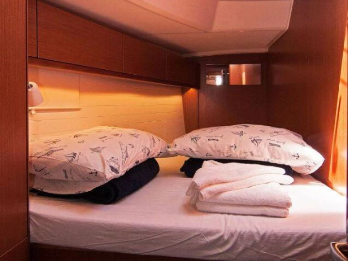 Sailboat rental in Split - Bavaria Cruiser 46