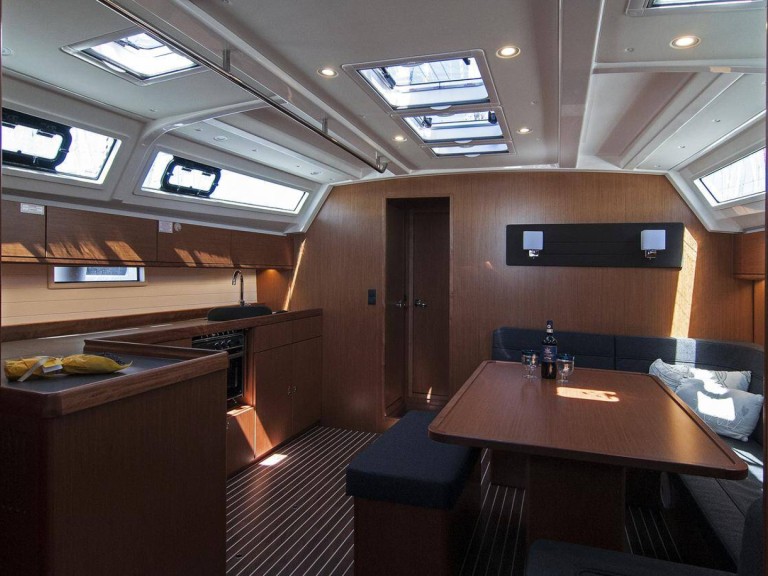 Rent a Bavaria Cruiser 46 Split