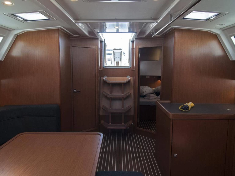 Yacht charter Split cheap Cruiser 46