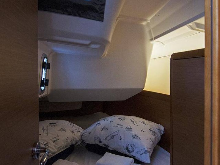 Jeanneau Sun Odyssey 349 charter bareboat or captained in  Split