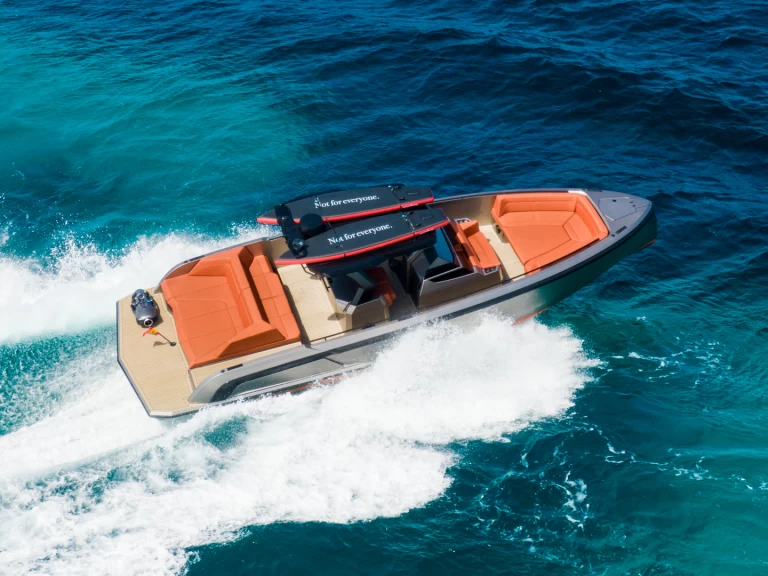 Motorboat for rent Ibiza Town at the best price