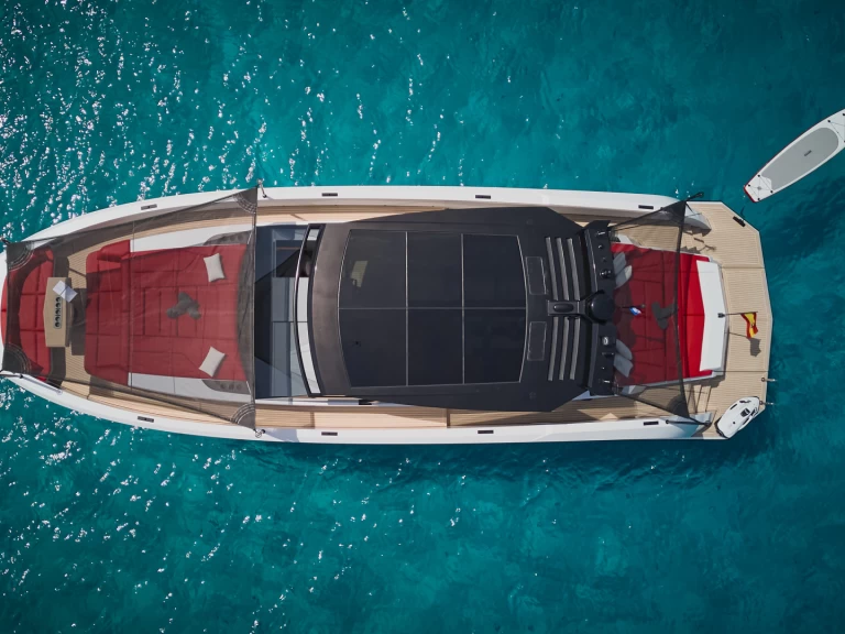 Boat rental Vanquish VQ58 Real Diva in Ibiza Town on Samboat