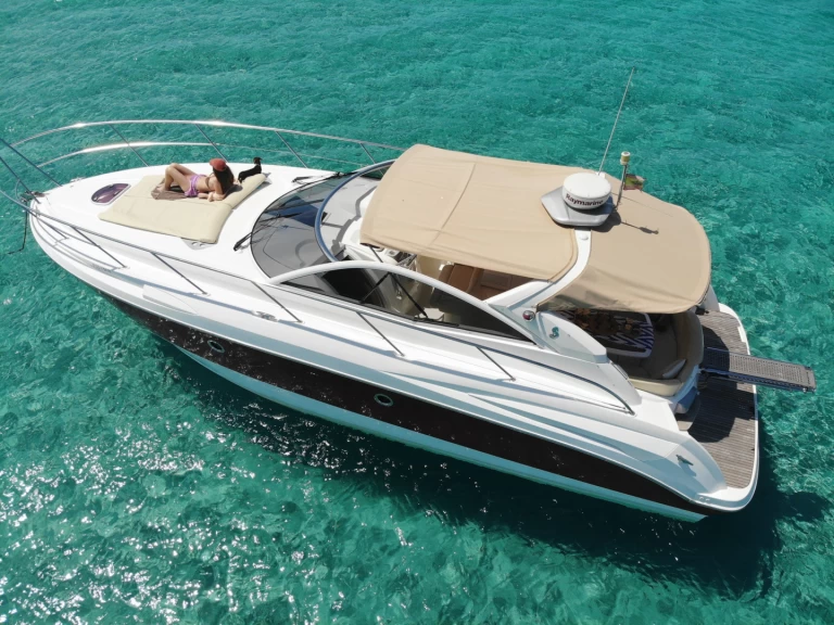 Boat rental Bénéteau Monte Carlo 37 in Ibiza Town on Samboat